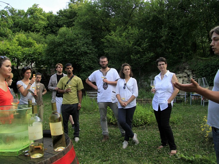 obisk iz gastronomske fakultete Pollenzo Tilen Praprotnik (desno) o vinu  foto Butul (4)