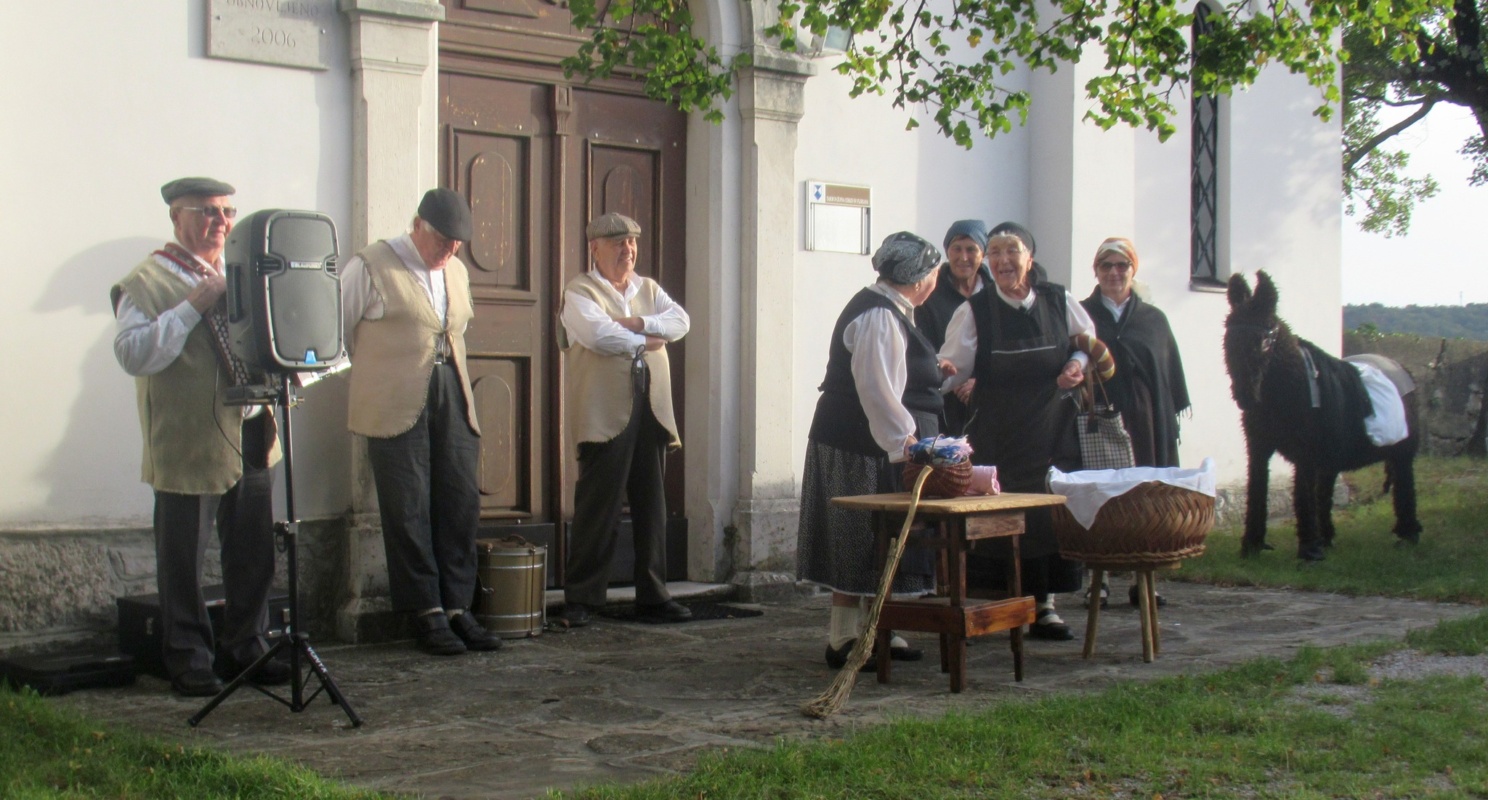 Trideset let kulturnega utripa v družbi Šavrinov in anka Šavrink